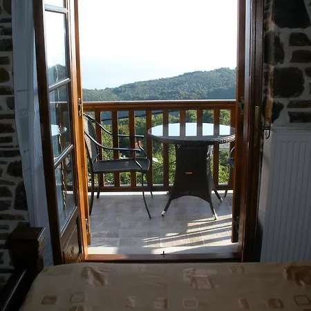 Guest house Seirios Vizitsa