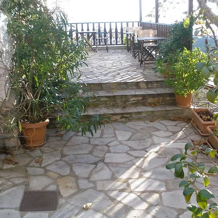 Guest house Seirios Vizitsa