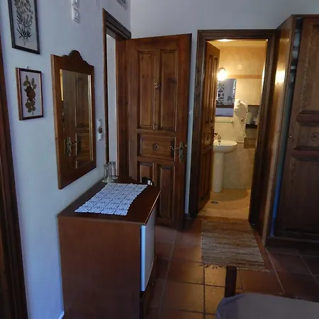 Seirios Guest house *